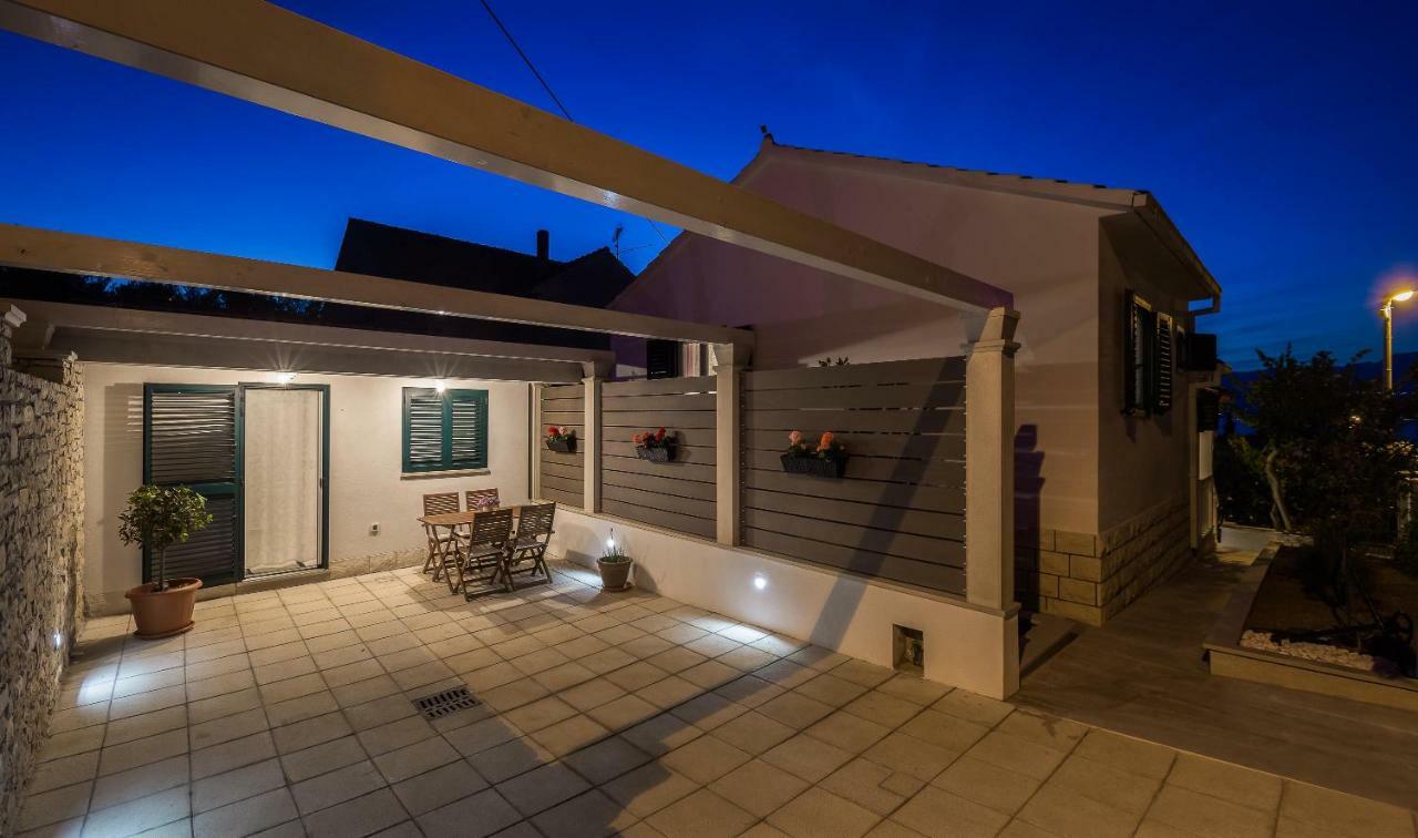 Holiday Home Brac Supetar Exterior photo