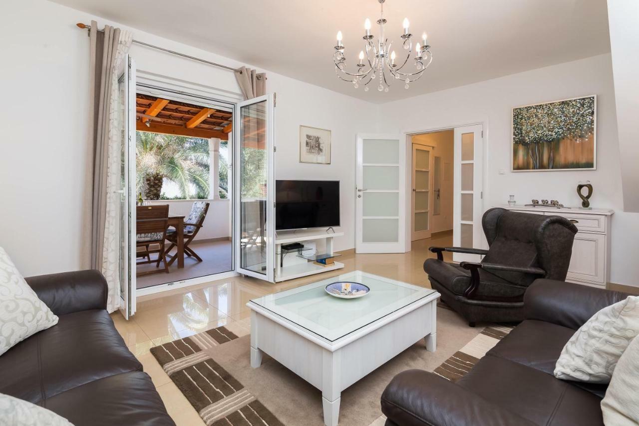Holiday Home Brac Supetar Exterior photo